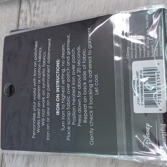 Loungefly 25 Pack Count Disney Iron On Patches  NIP - Picture 8 of 13